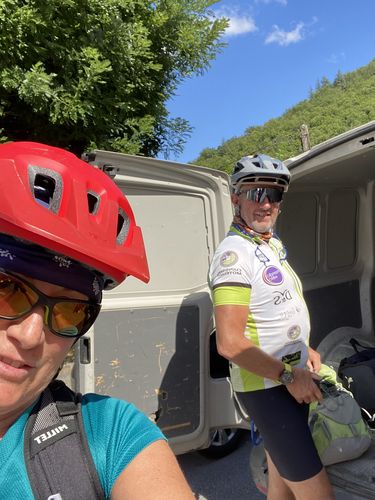 Customer photo review of Kapvoe X76 Sports Sunglasses