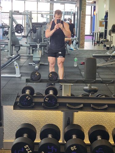 Customer photo review of Men's Tech-Lite Shorts