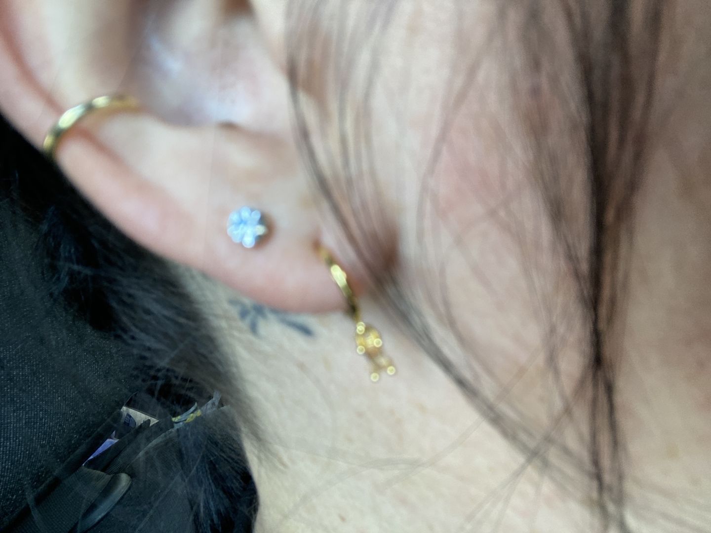 Customer photo review of Basic Ear Cuff - Gold Vermeil