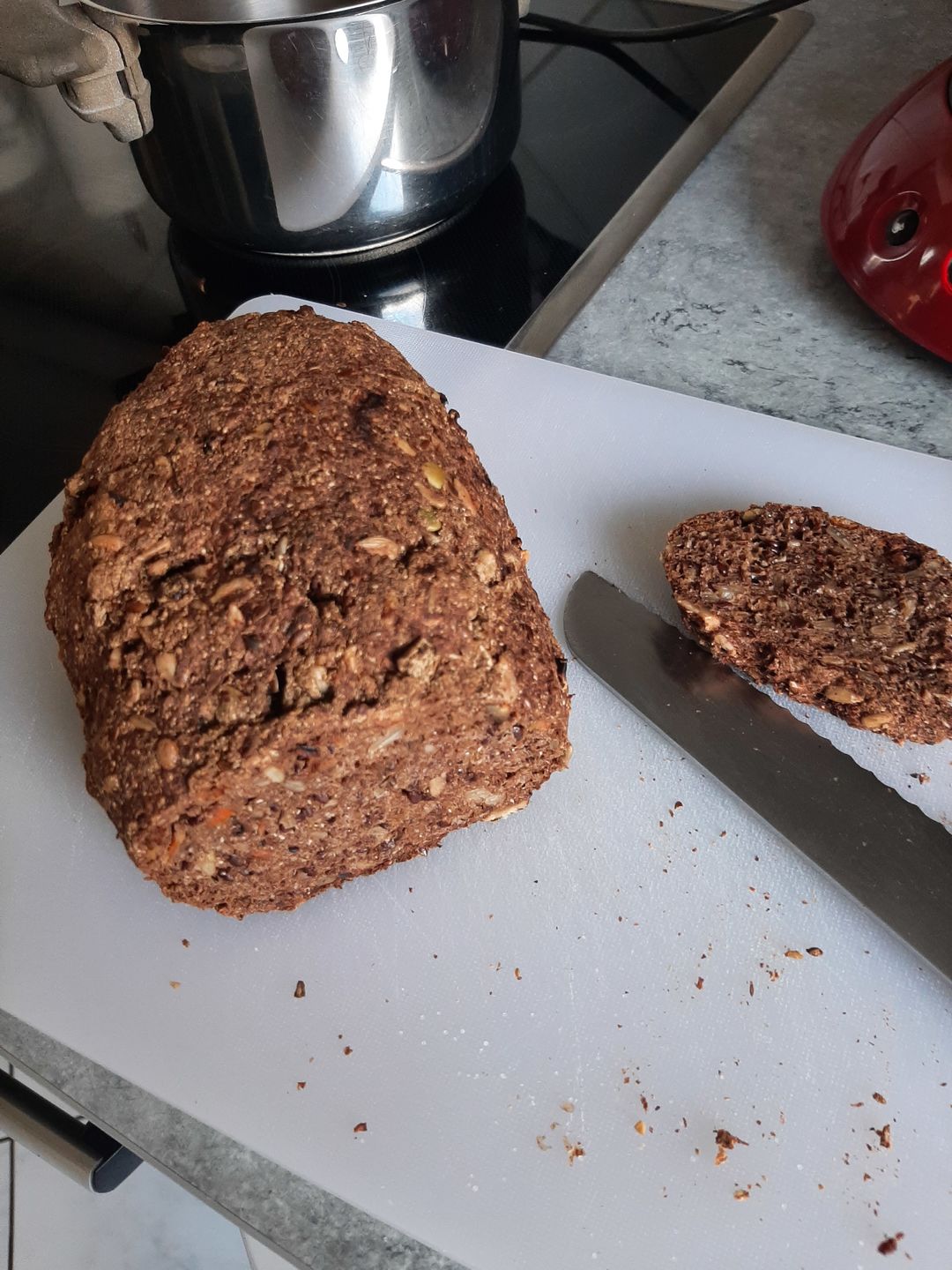 Customer photo review of Vegane Bio Backmischung mit Gemüse, die proteinreiche, lower-carb* Brot-Alternative