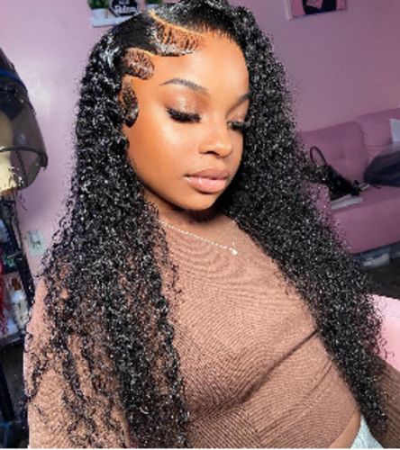 Customer photo review of Brazilian Curly Human Hair Wig 13x4 Transparent Lace Frontal Wigs Pre Plucked 150% Density Remy Hair