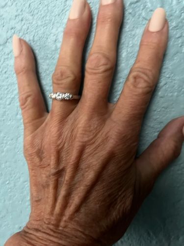 Customer photo review of Three Stone Moissanite Bar Set Engagement Ring