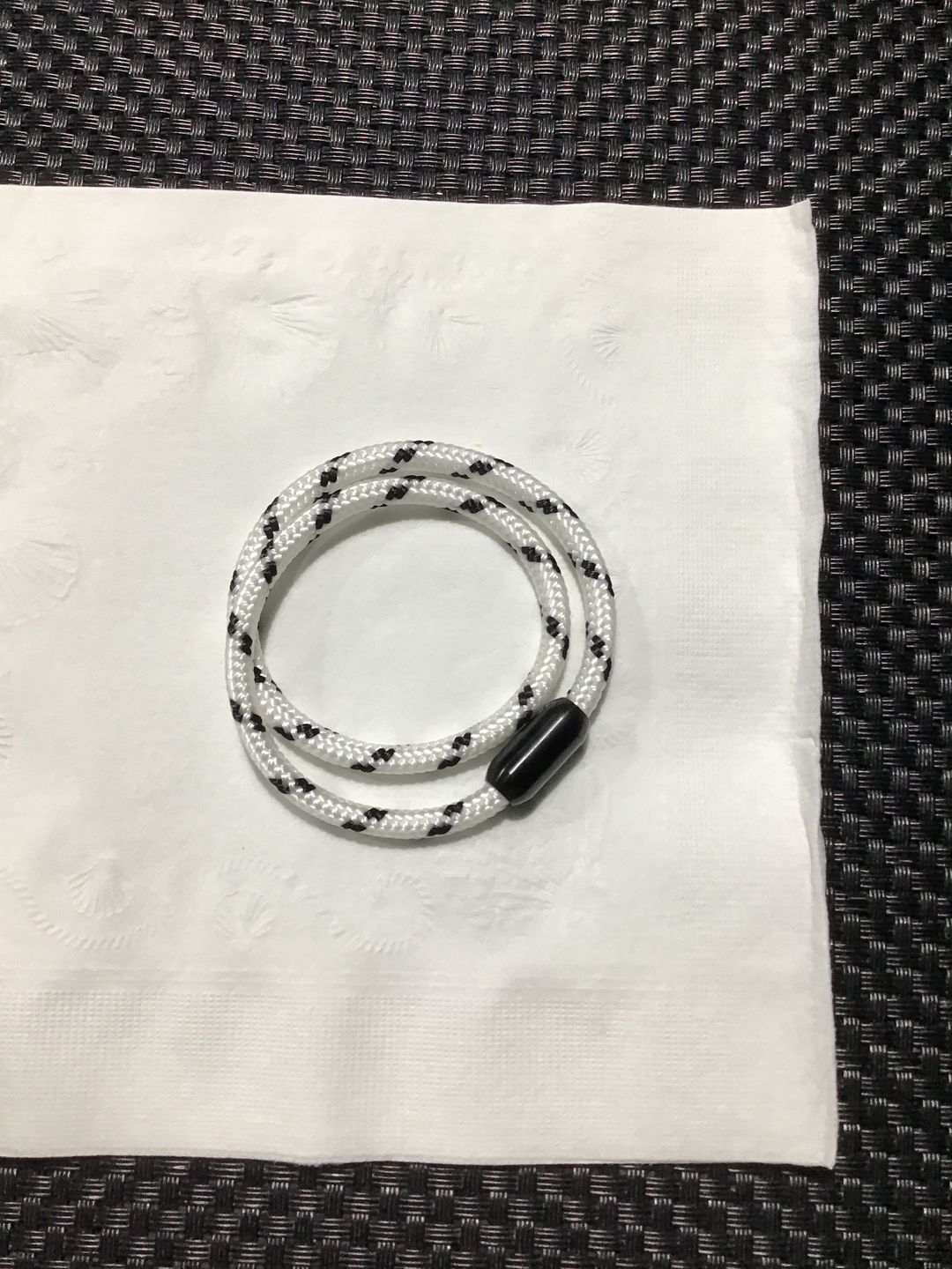 Customer photo review of Vertig Magnetic Paracord Bracelet White Black