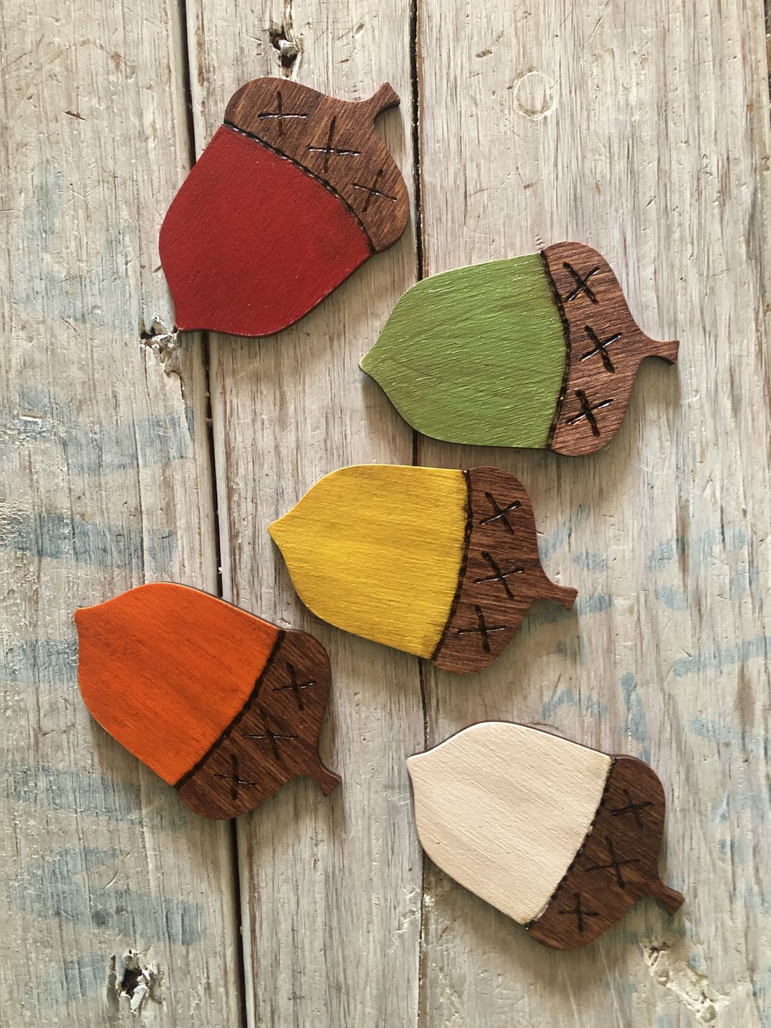 Customer photo review of Unfinished Wood Acorn Shape - Craft - Fall - up to 24" DIY