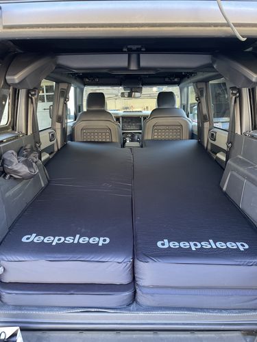Customer photo review of deepsleep Solo Mat for 4Dr Ford Bronco