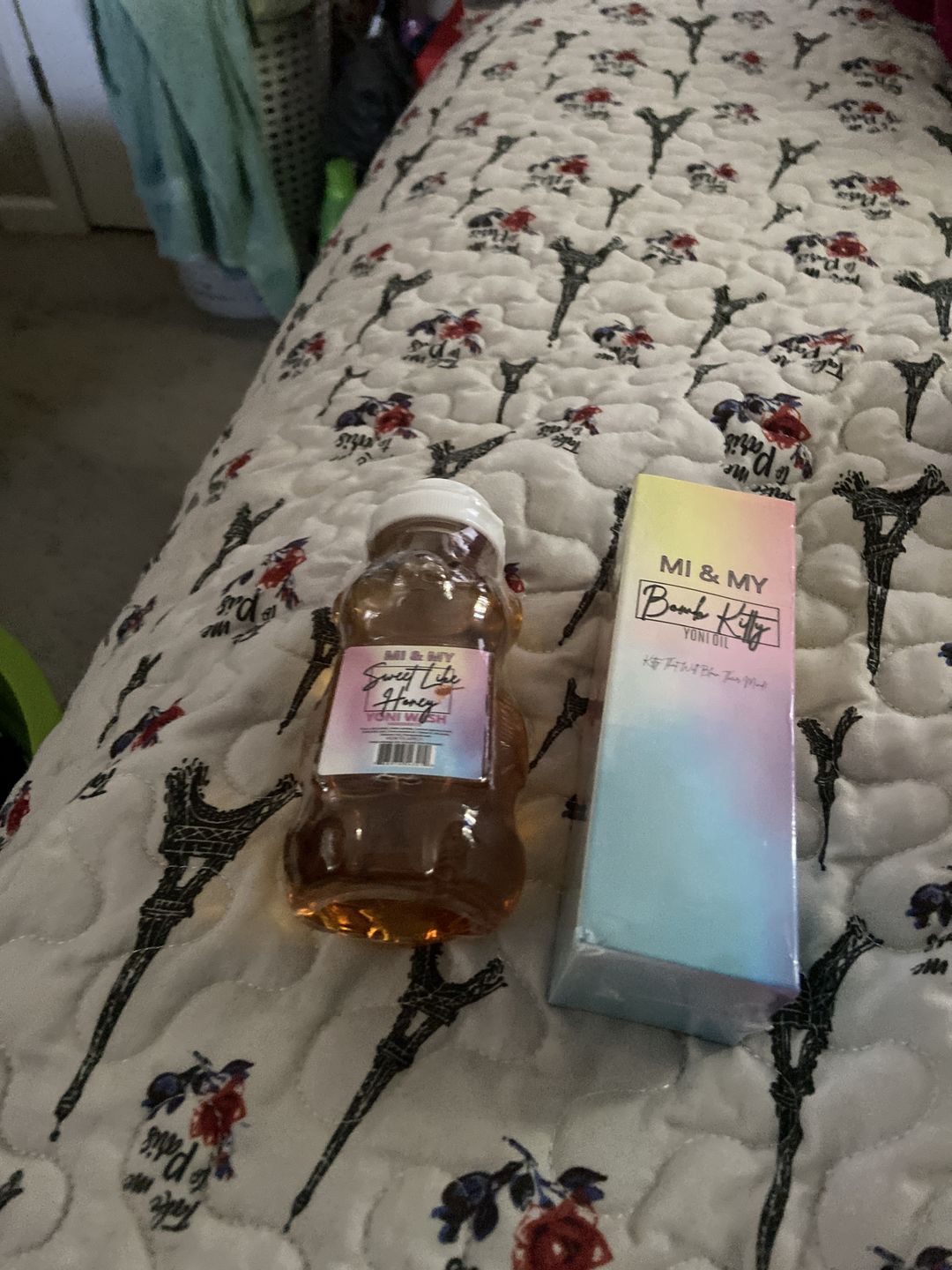 Customer photo review of Sweet Like Honey Yoni Wash