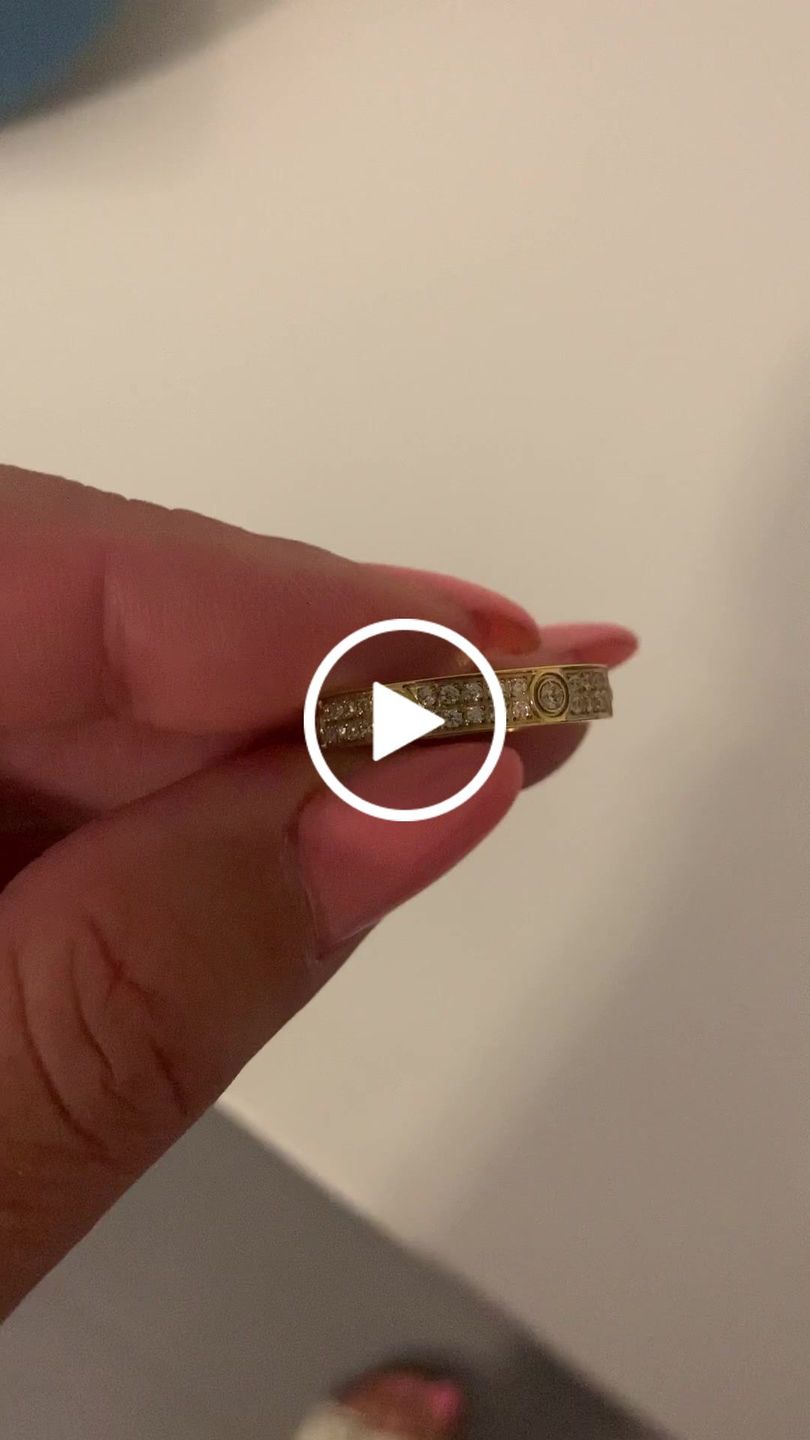Customer video review of Arena Ring | 18K vergoldet