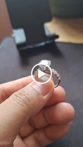 Customer video review of 2ct Naxos Engagement Ring