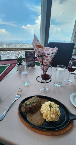 Customer photo review of Menú Golden