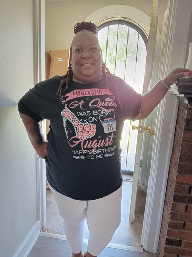 Customer photo review of August Queen