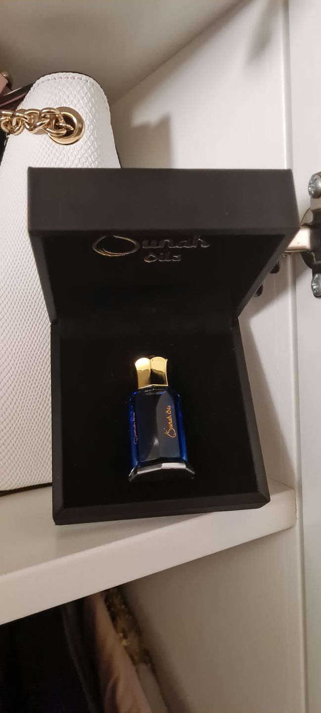 Customer photo review of Royal Blue Oud