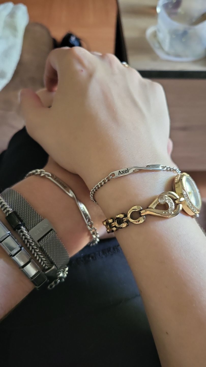 Customer photo review of Infinity Engraved Bracelet Set