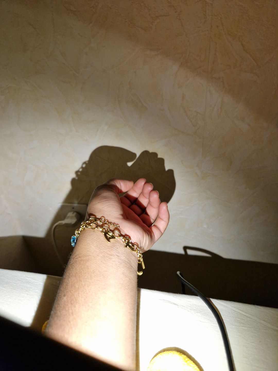 Customer photo review of Bracelet Lettres Pendentifs