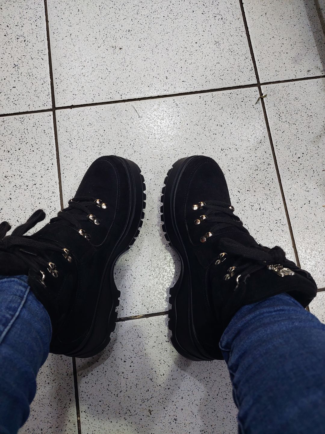 Customer photo review of BOTÍN NEGRO 33790