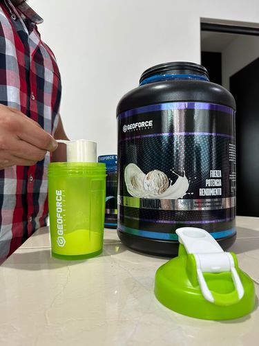 Customer photo review of WHEY PROTEIN 100% GEOFORCE 2.27 kg