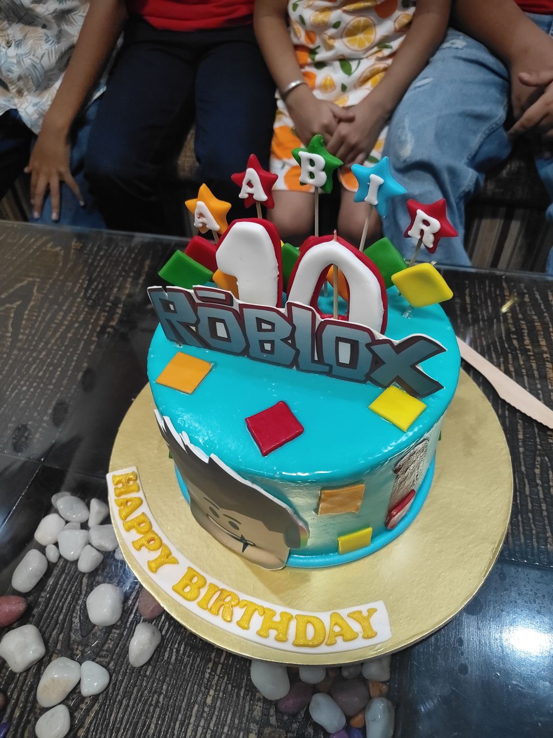 Customer photo review of Roblox Blocks Cake