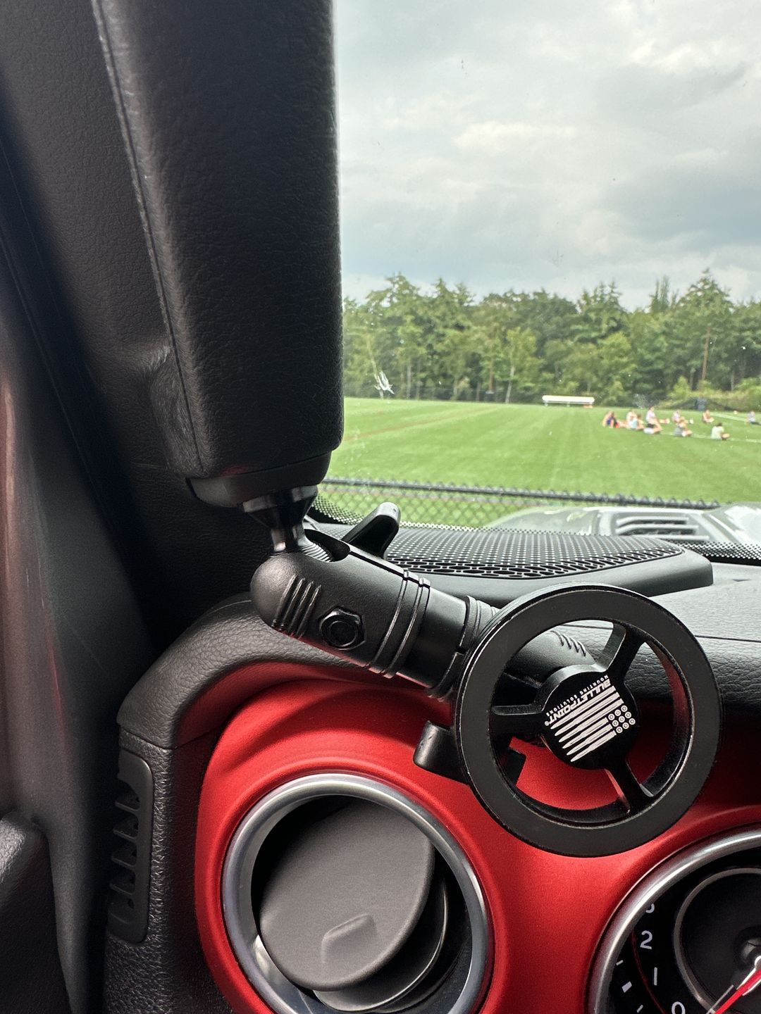 Customer photo review of JL/JLU  A-Pillar Ball Mount Solution