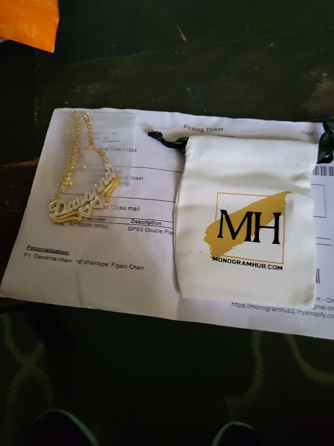 Customer photo review of Double Plated Nameplate Necklace "Bianca"