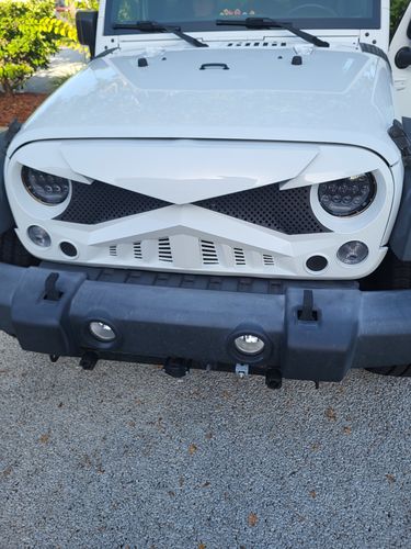 Customer photo review of Hawke Grille - White for 07-18 Jeep Wrangler JK