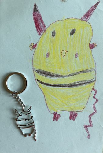 Customer photo review of LOANYA persönliche Kinderzeichnung als Halskette oder Anhänger