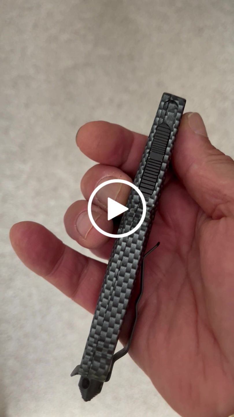 Customer video review of Carbon Fiber Ghost D/A OTF (Multiple Blade Styles Available)