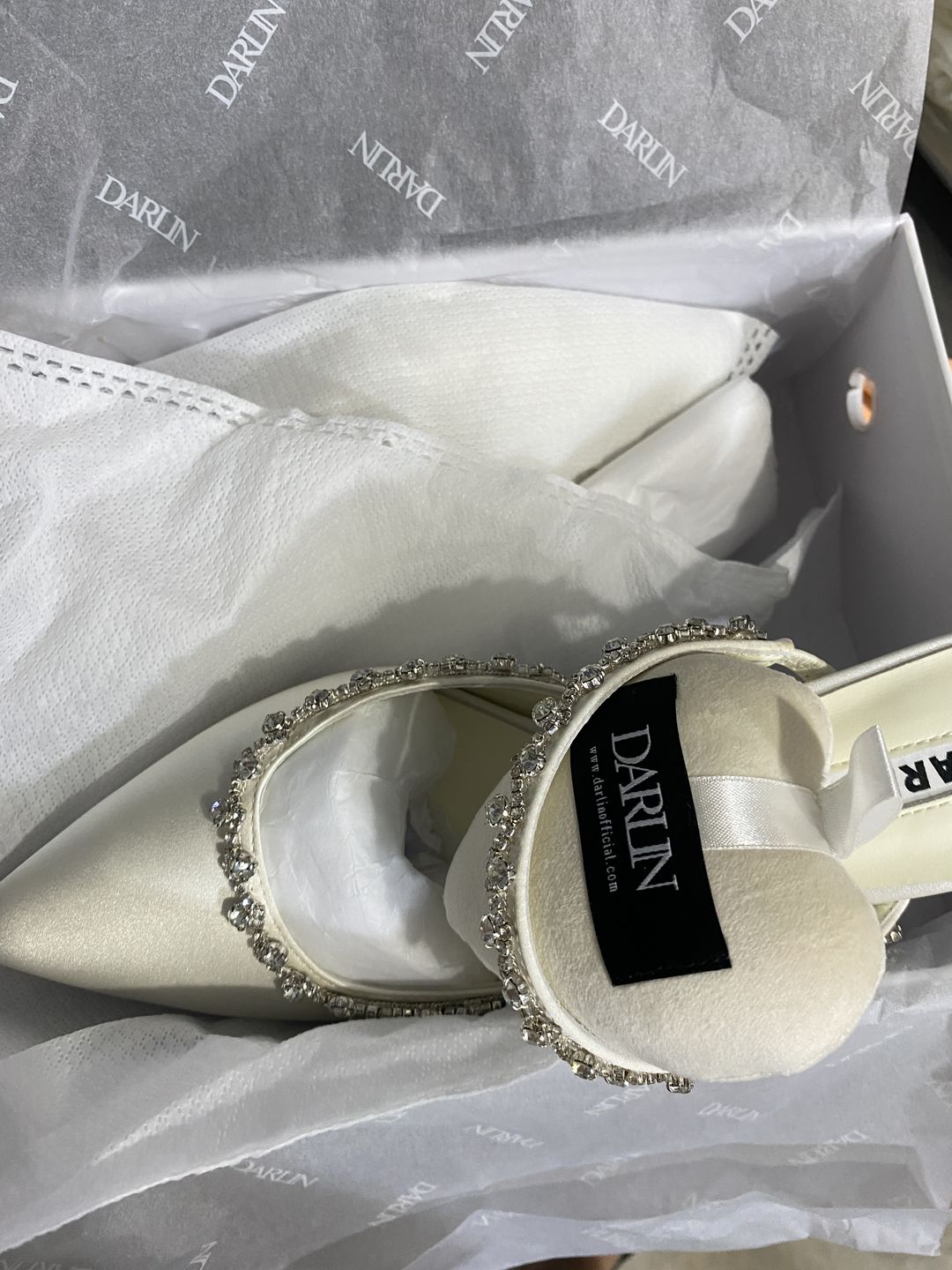 Customer photo review of WHITE DARLIN SIGNATURE