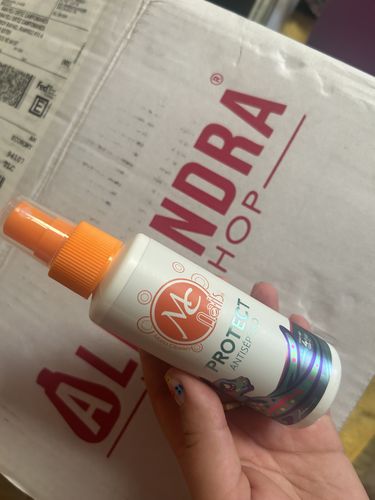 Customer photo review of Solución Antiséptica 4 oz MC Nails