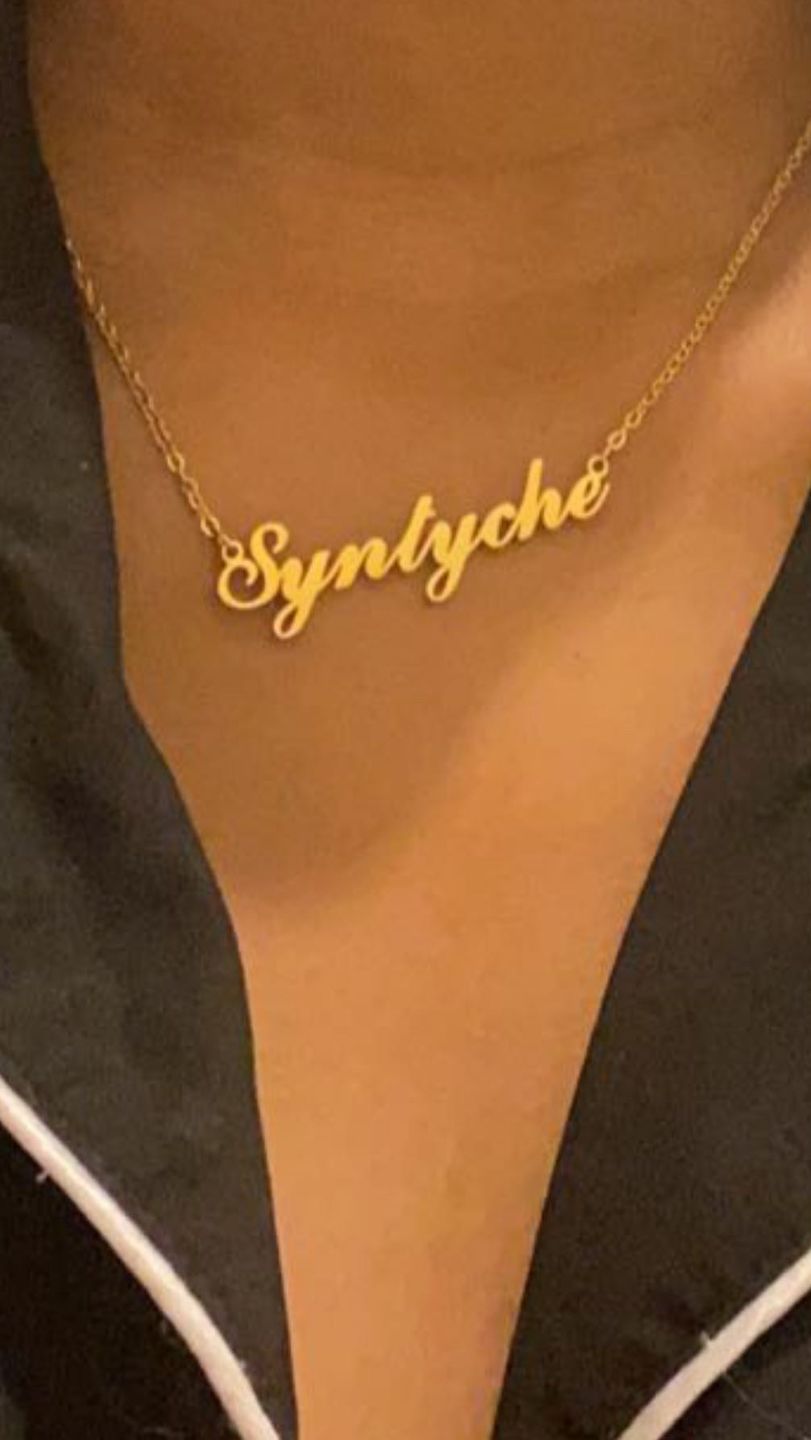 Customer photo review of Collier Prénom Style Classique