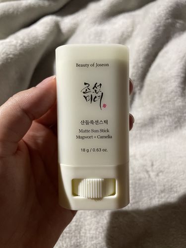 Customer photo review of Matte Sun Stick : Mugwort+Camelia (SPF 50+ PA++++) 18g