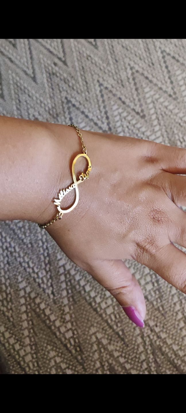 Customer photo review of Bracelet Infini