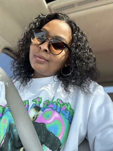 Customer photo review of GIGI - Brazilian 4x4 Lace Wig