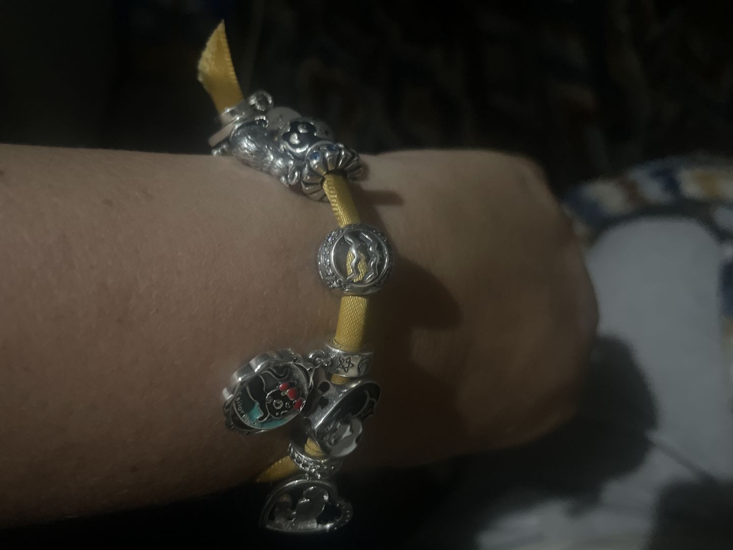 Customer photo review of Charm Horoscopo Diamantado