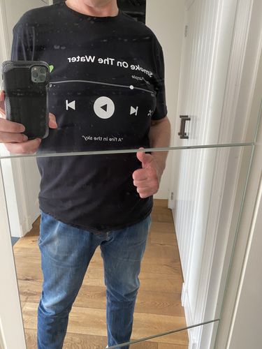 Customer photo review of Your Favorite Song T-Shirt Music Player