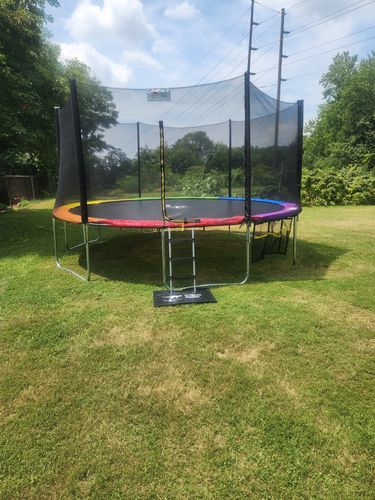 Customer photo review of 1500lbs Capacity 15FT Trampoline for Kids&Adults