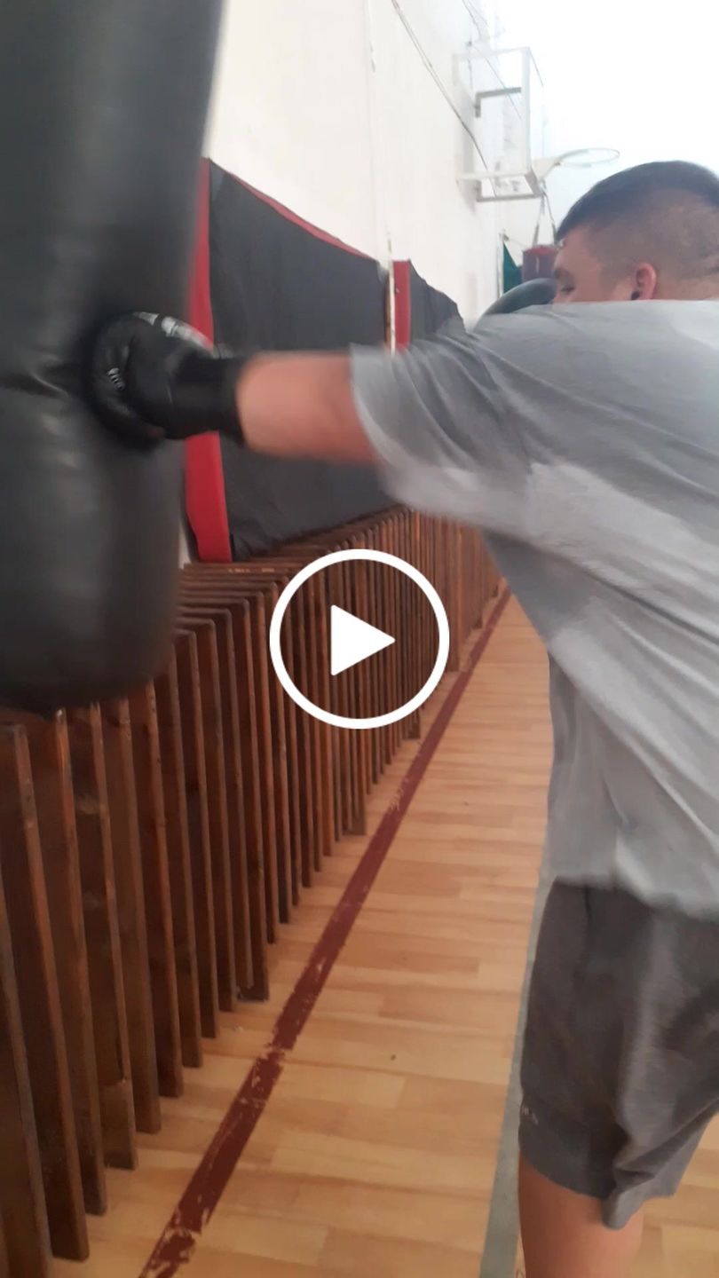 Customer video review of Manusi Box Knockout Basic