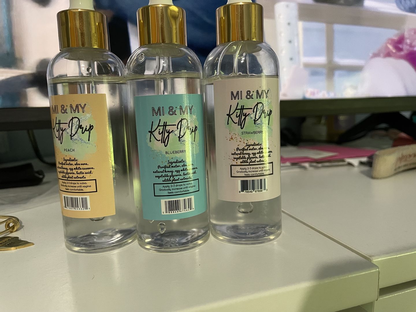 Customer photo review of Kitty Drip Flavors Collection