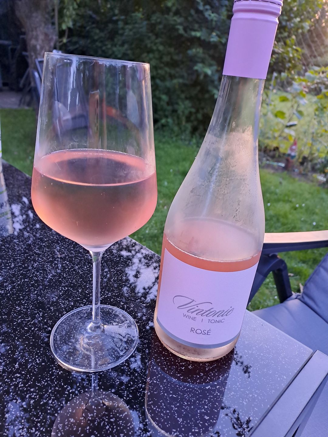 Customer photo review of VinTonic Rosé  0,75 L