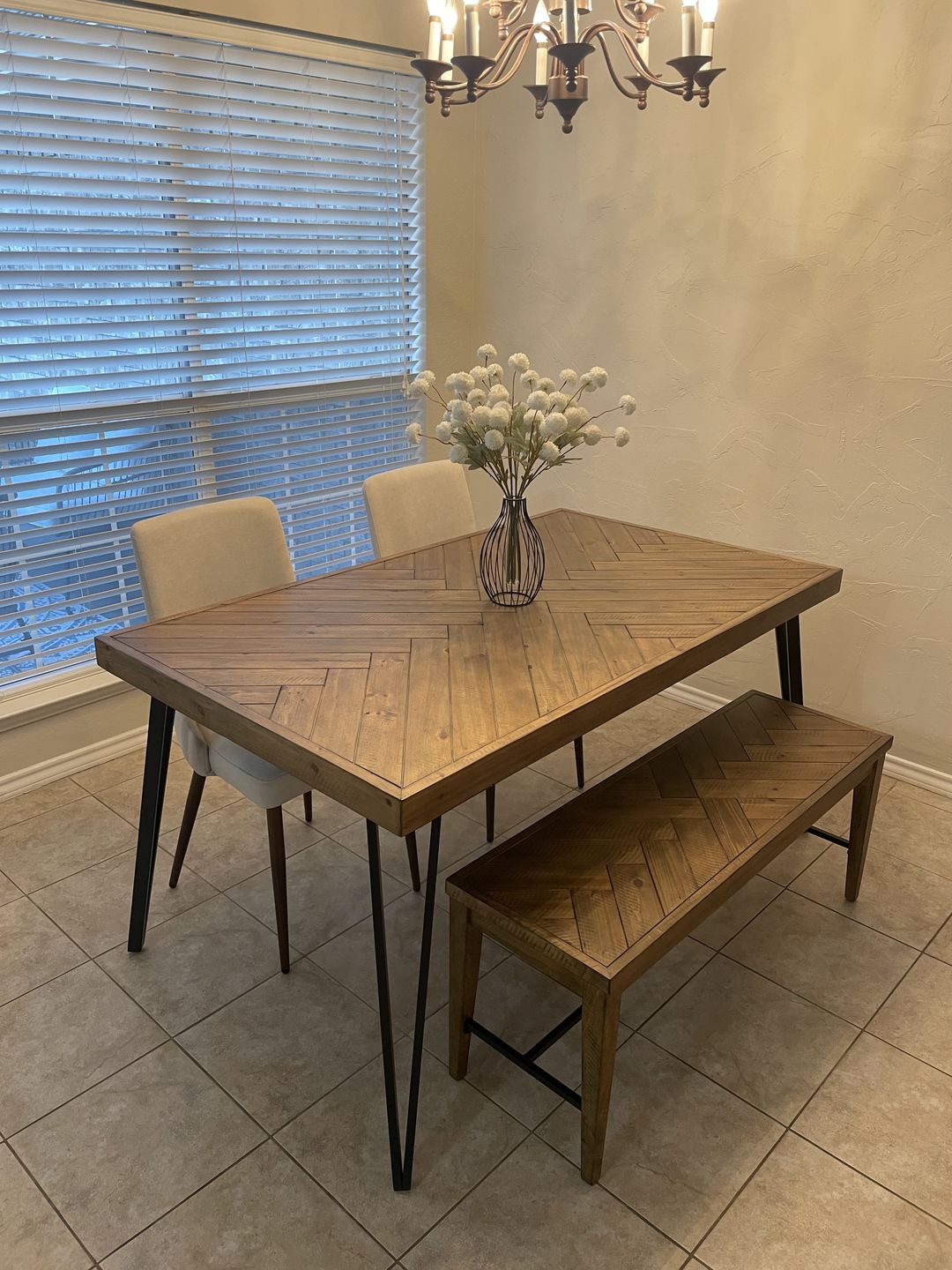 Customer photo review of Faux Kiku Flower - White (10 Stems)