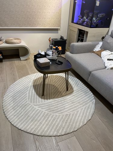 孟瑄 review of 高低毯面 侘寂風日式枯山水圓形地毯 image 1 out of 1