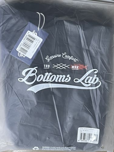 Customer photo review of 30" Advanced Chino Pants