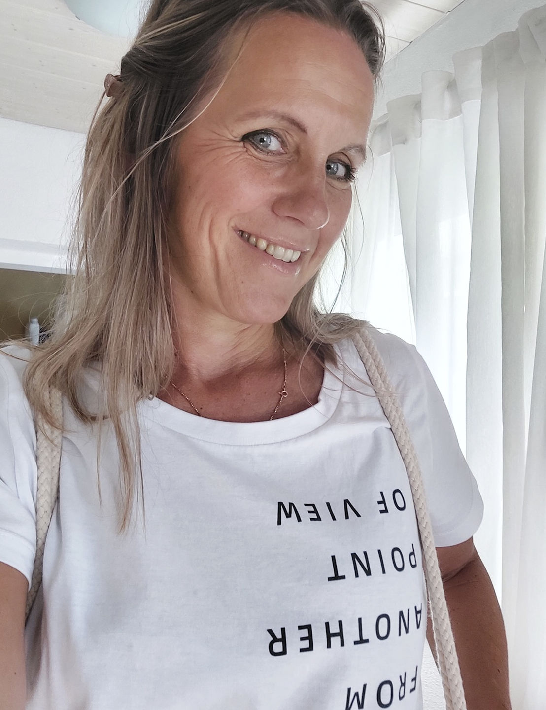Customer photo review of Damen T-Shirt slim fit "FROM ANOTHER POINT OF VIEW" Bio-Baumwolle
