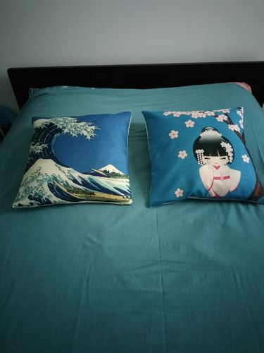 Customer photo review of Housse de Coussin Japonais Geisha - Bleu