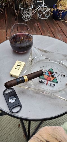Customer photo review of Los Estoico 54 Maduro