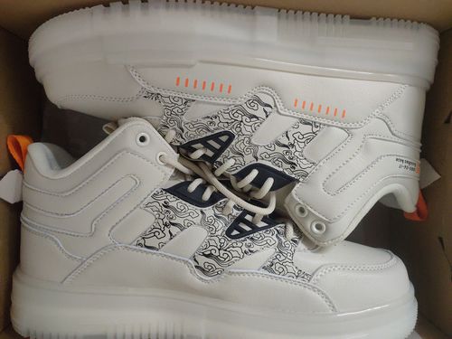 Customer photo review of Street Skate 2.0 Beige Low Top Premium Flat Sole Sneakers