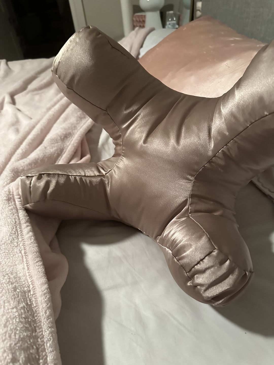 Customer photo review of NEW Flawless Face Pillow Cloud + FREE Sand Satin Pillowcase
