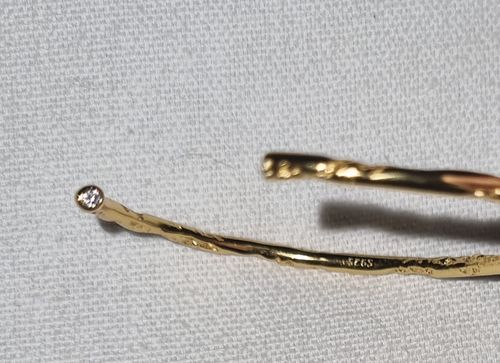 Customer photo review of Molten Cuff Bracelet