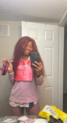 Customer photo review of Reddish Brown Color Water Wave Auburn Hair 13x4 Transparent Lace Front Wig