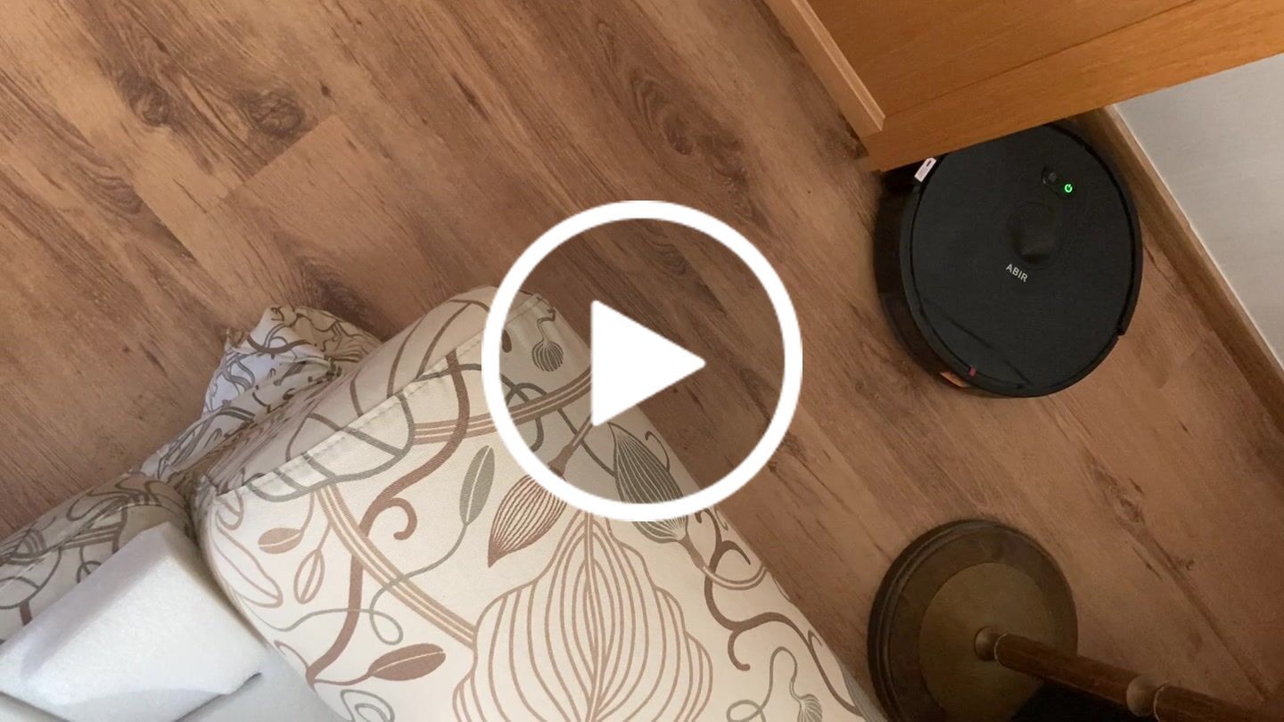 Customer video review of Robotdammsugare Dite Homba Electro-Intel