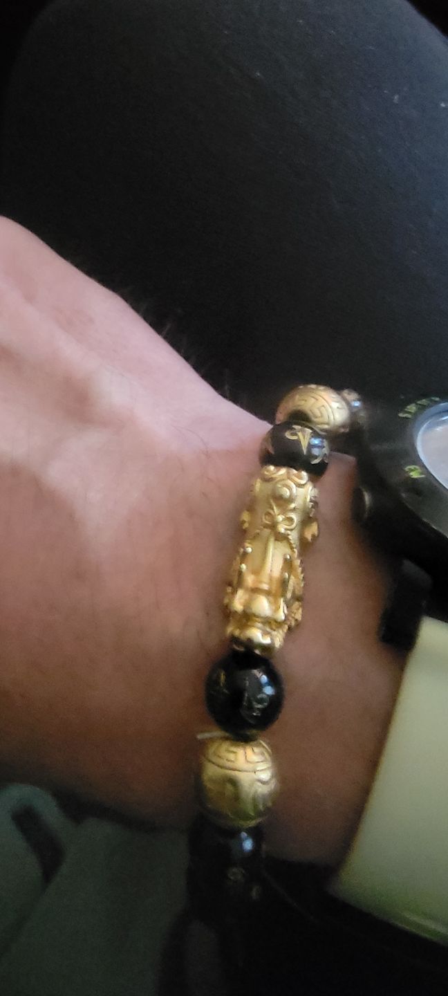 Customer photo review of Feng Shui Black Obsidian Wealth Bracelet