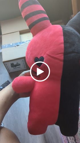 Customer video review of Bunny Plush Backpack 20" (RED/BLACK)